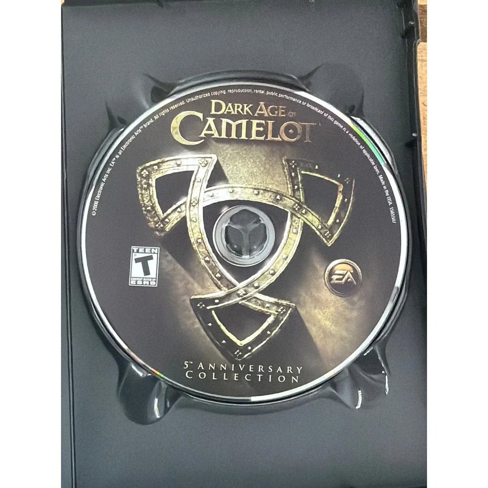 Dark Age of Camelot 5th Anniversary Collection PC DVD 2006 EA Mythic Complete